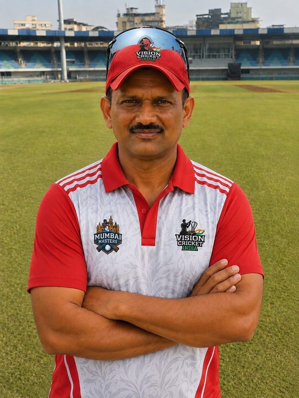 Manoj Oza, captain of Mumbai Masters